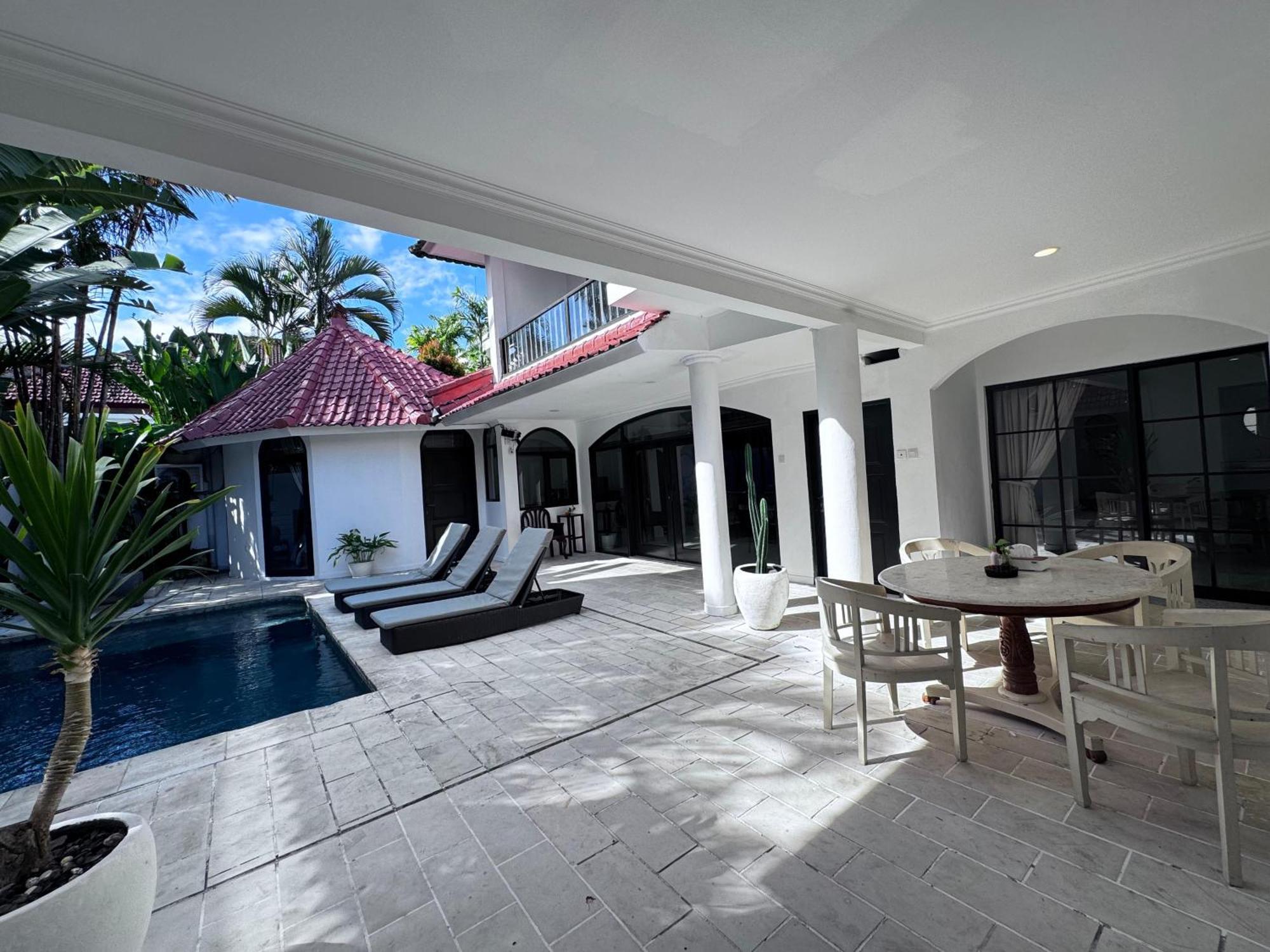 Lalita Villas Seminyak Exteriör bild