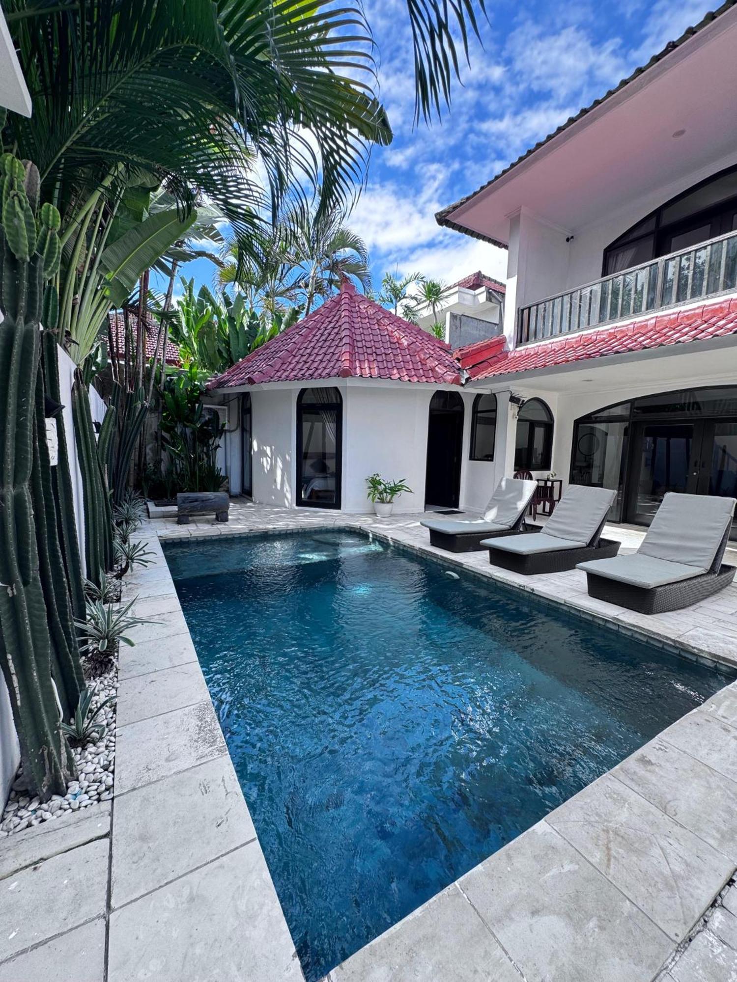 Lalita Villas Seminyak Exteriör bild