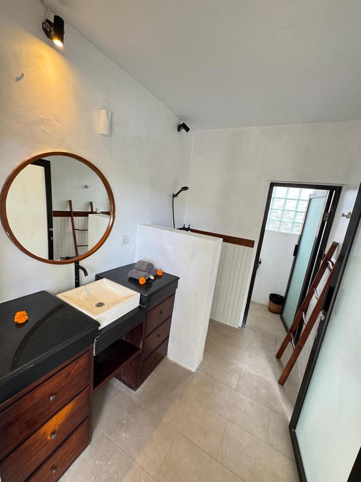 Lalita Villas Seminyak Exteriör bild